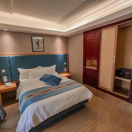 Hotel Royal Palace Douala Luaran gambar