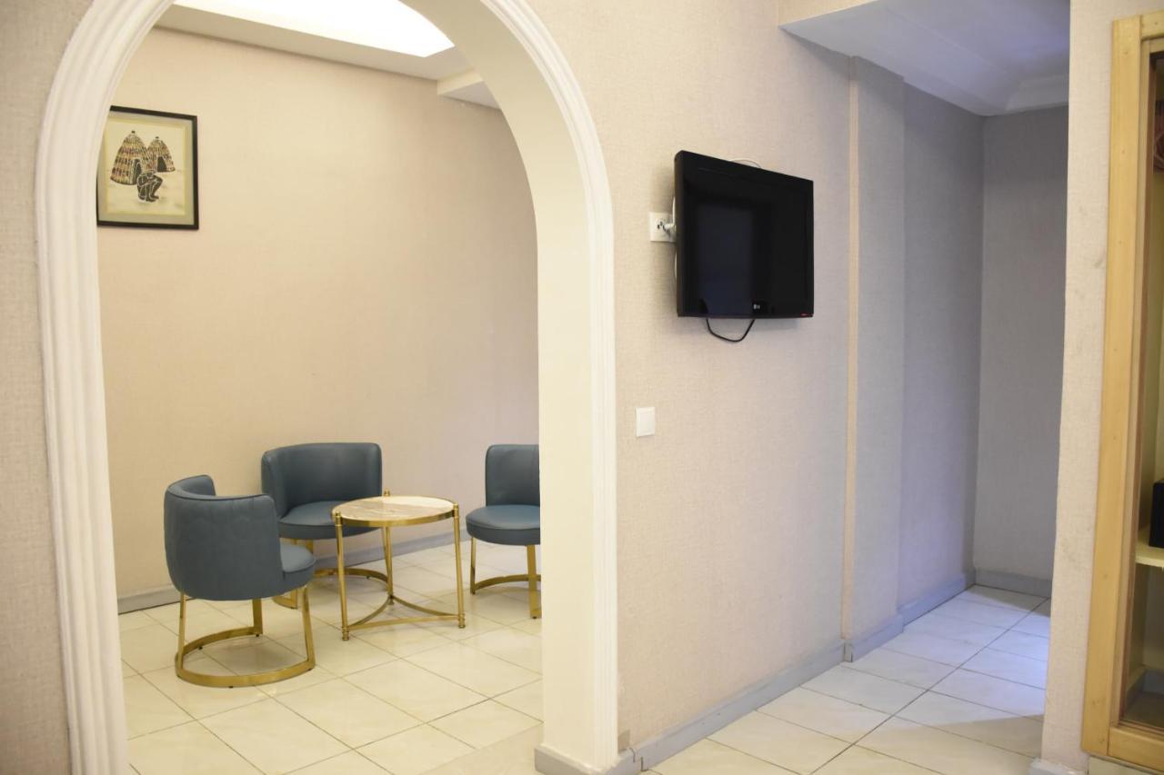 Hotel Royal Palace Douala Luaran gambar